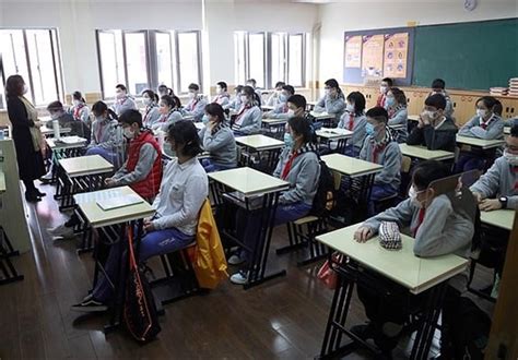 are children back at school in china